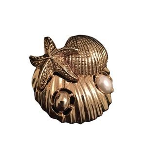 Gold Tone Vintage BEST Beach Brooch Pin